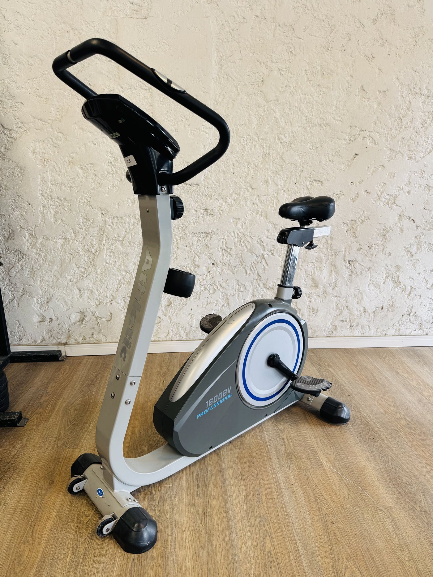 Bicicleta Ergométrica Athletic 1600BV Profesional