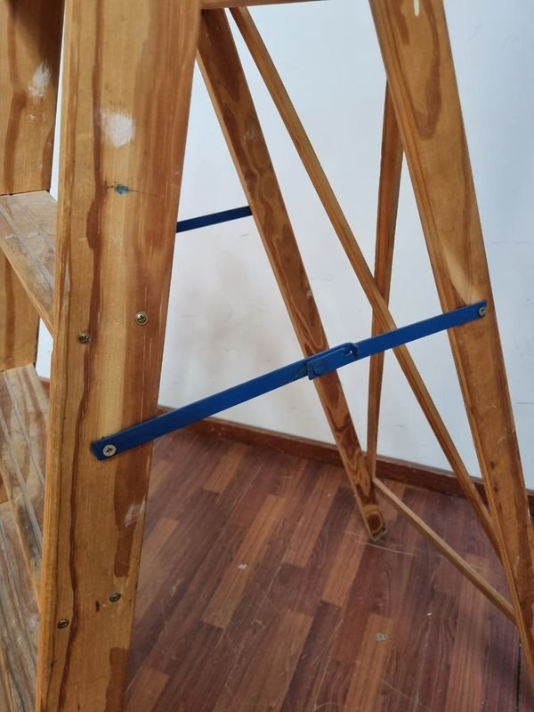 Escalera de madera para seis pasos - imagen 3