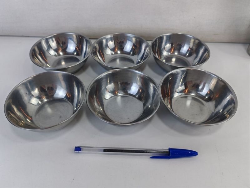 15 Piezas de Bandejas, Tazas y Ceniceros en Metal Plateado - imagen 8