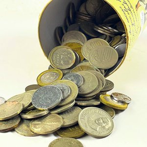 Lote de Monedas Variadas de Colección - imagen 2