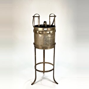 Champañera de Pie Antigua en Metal con Accesorios - imagen 2