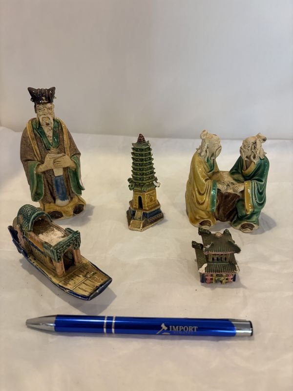 Lote anterior: Figuras Varias de Arte