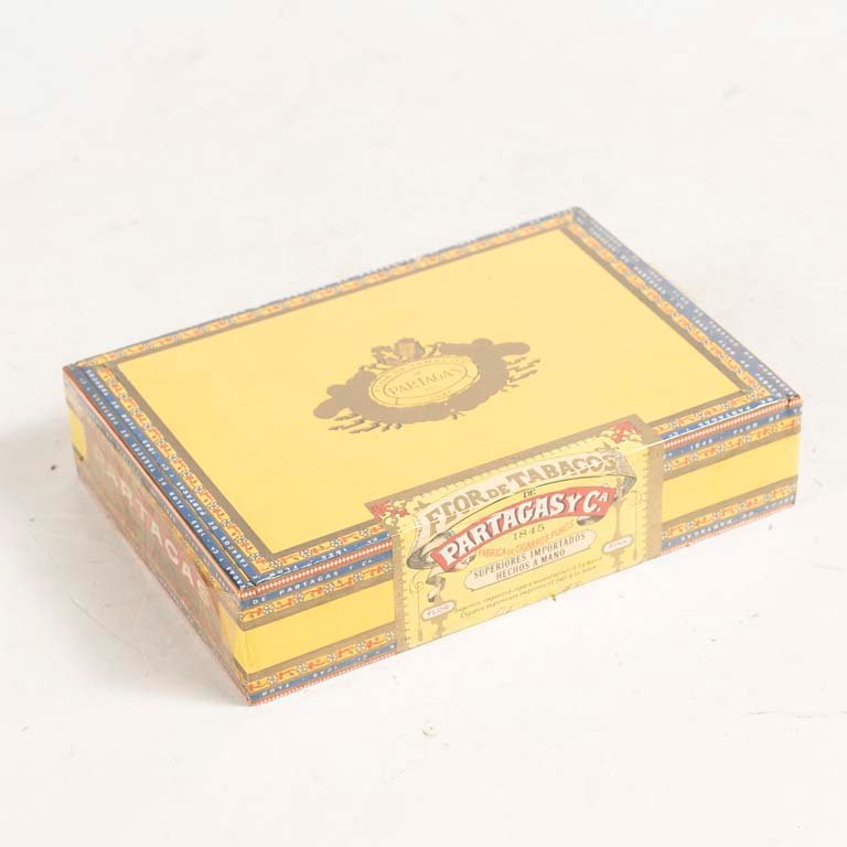Lote anterior: Caja de habanos Partagas de República Dominicana