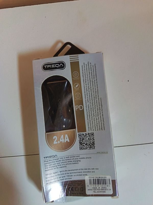 Lámpara LED a Pilas y Cargador USB para Vehículos Treqa