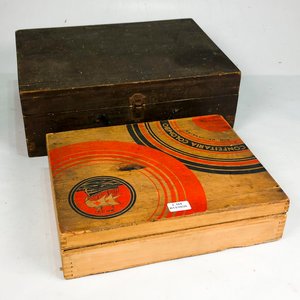 Dos Cajas de Madera Vintage con Tapa Abatible - imagen 2