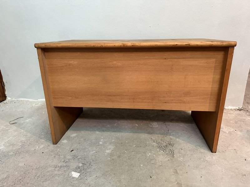 Mueble de escritorio en madera - imagen 9