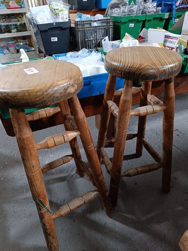 Set de 2 Taburetes de Madera Rústicos