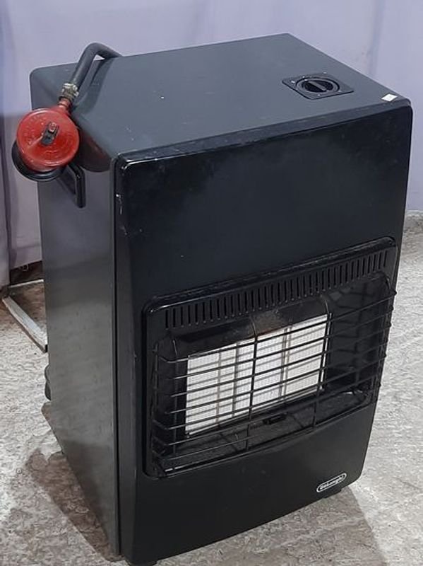 Estufa a Gas DeLonghi con Válvula