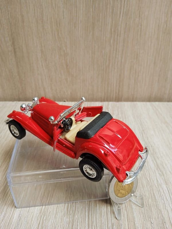 Modelo en escala de Mercedes Benz 190SL 1955 - imagen 2