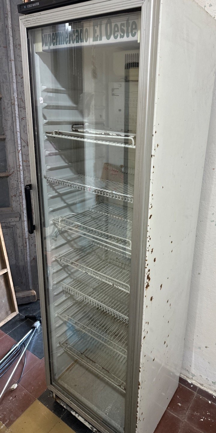 Botellero Vertical Refrigerado Cold Master