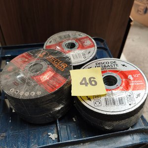 Lote siguiente: Lote de Discos Abrasivos de Corte y Desbaste para Amoladora