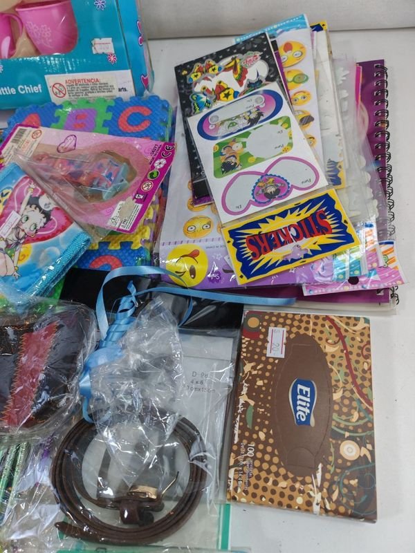 Lotes de Juguetes, Maquillaje y Accesorios para Niños - imagen 4