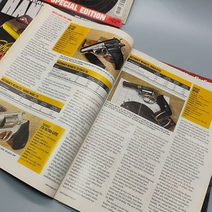 Lote de 4 Revistas Especializadas: Armas, Handguns y Guns & Ammo - imagen 13