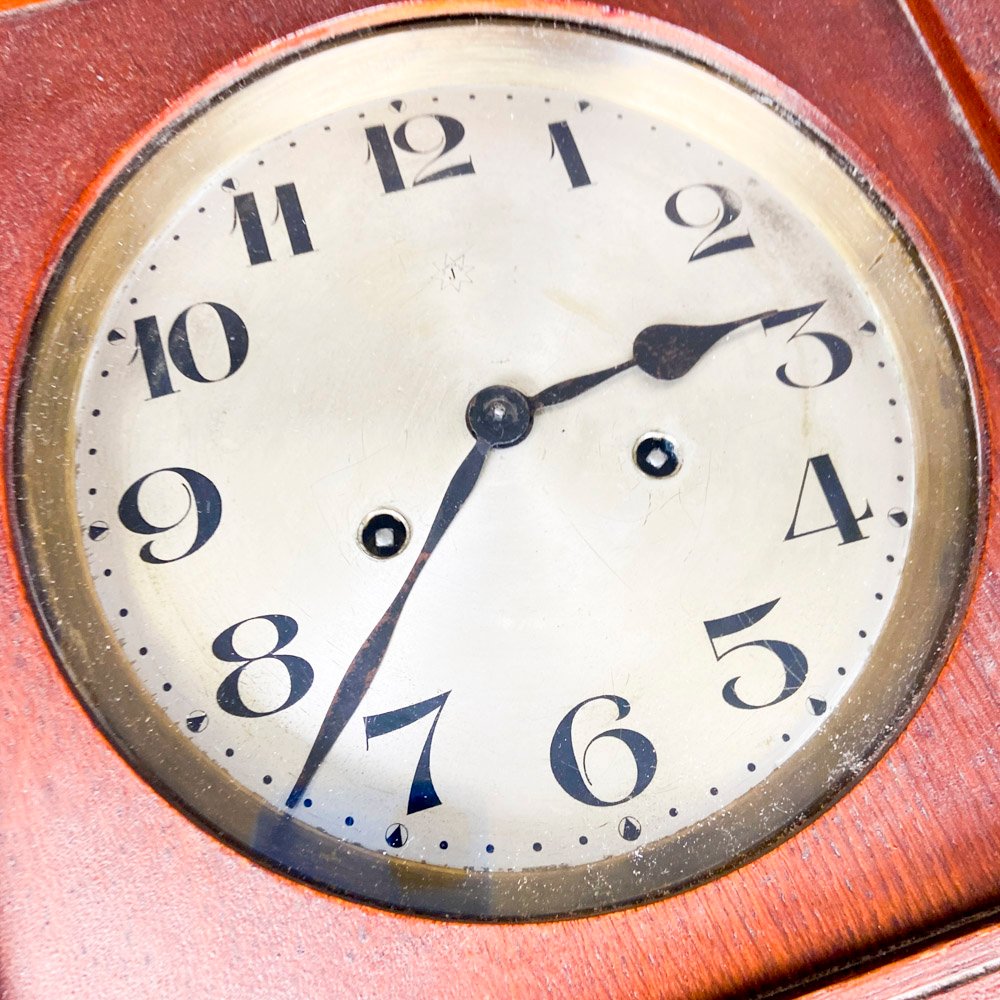 Reloj de pared con pendulo y llave - imagen 2