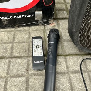 Parlante Activo Microsonic 12" con Micrófono y Control Remoto - imagen 3