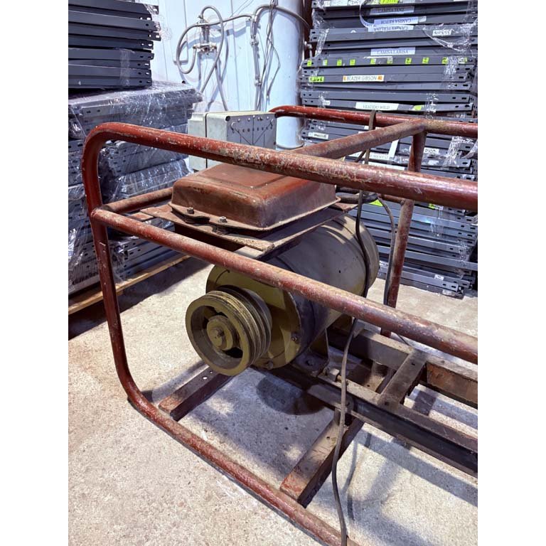 Motor de hierro en mal estado - imagen 2