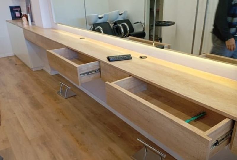 Item 850429 - Image 2