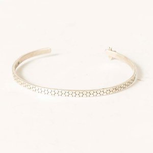 Lote anterior: Pulsera Abierta de Plata con Diseño Geométrico