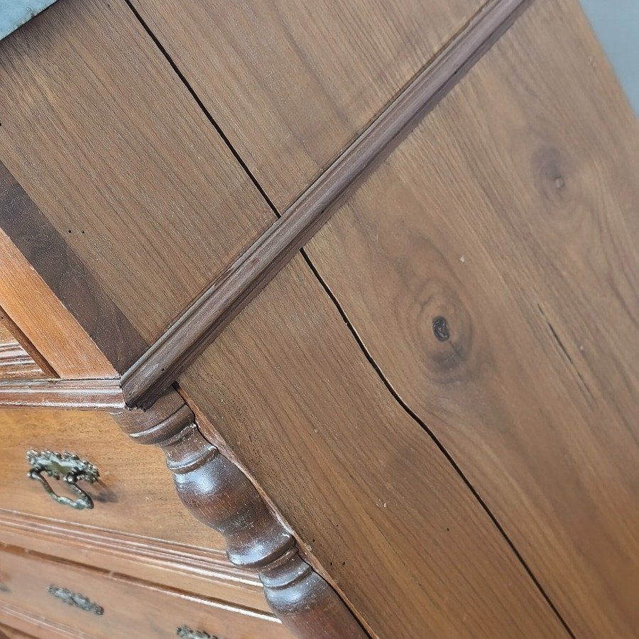 Muebles de Madera con Tapas de Mármol y Decoración Orfebre - imagen 7