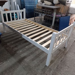 Lote anterior: Cama Una Plaza Madera Maciza Laqueada Blanca