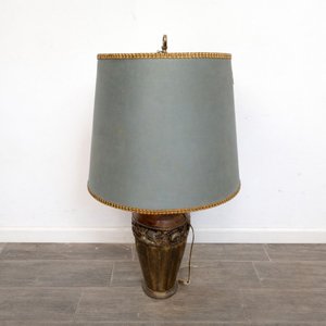 Lámpara de Bronce Tallada con Pantalla y Dos Luces - imagen 2