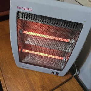 Estufa Eléctrica a Cuarzo Telesonic Chica - imagen 2