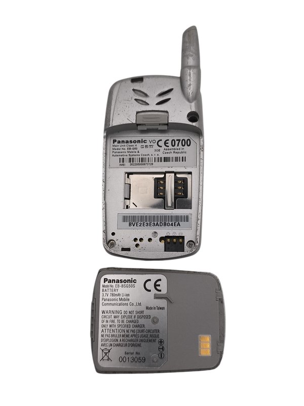 Celular Panasonic EB-G50 sin cargador - Equipos electrónicos - imagen 2