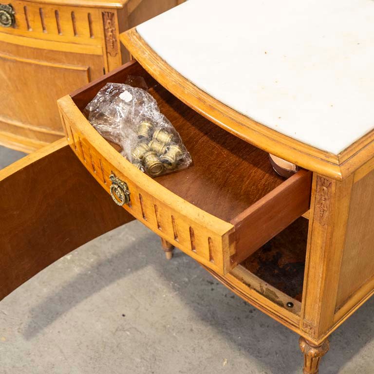 Item 2106392 - Image 2