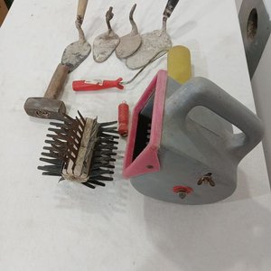 Lote de Herramientas de Construcción y Jardinería - imagen 2