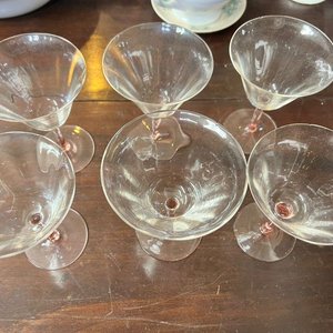 Juego de 6 Copas Antiguas de Cristal Transparente con Detalles Rosados - imagen 5