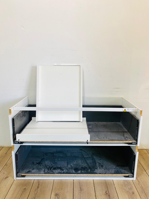 Mueble Johnson en MDF incompleto y desramado - imagen 1