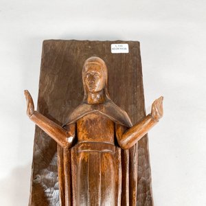 Talla de Madera de Dama con Avería en Mano - 40 cm - imagen 2