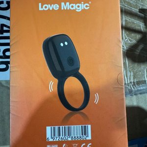 Anillo Vibrador Love Magic Hank USB Recargable - imagen 3