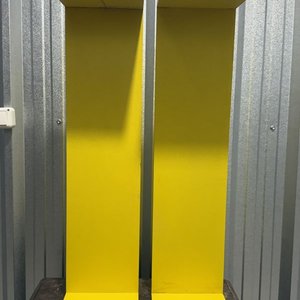Par de Estantes Amarillos de MDF - imagen 2