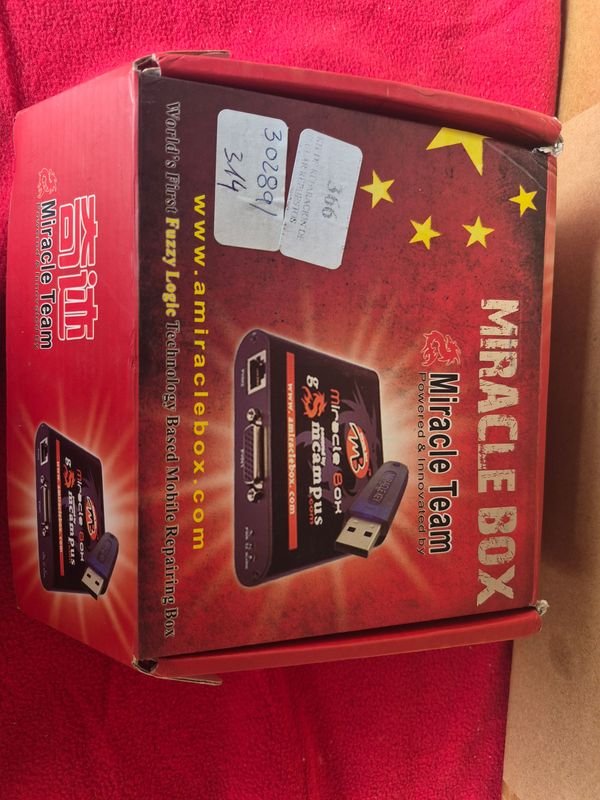 Caja Miracle Box para Reparación de Celulares