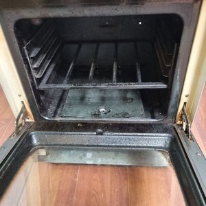 Cocina a Gas Pod Blanca y Negra con Horno - Funciona - imagen 2