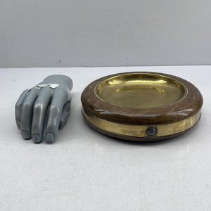 Despojador de Madera y Bronce con Base de Terciopelo - imagen 2