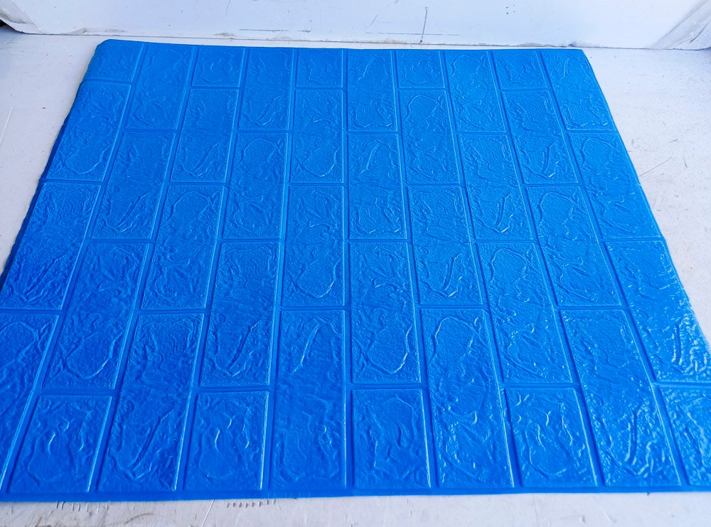 48 Placas Decorativas Autoadhesivas 70x77 cm Color Azul