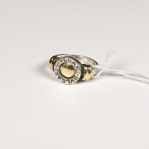 Lote siguiente: Anillo Bulgari de Plata y Oro 18k