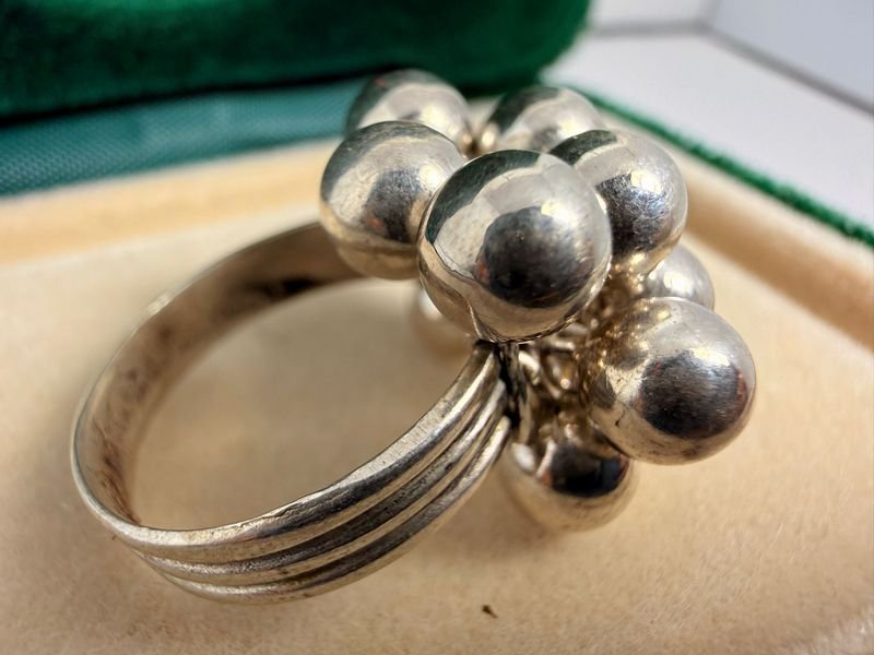 Item 881074 - Image 1