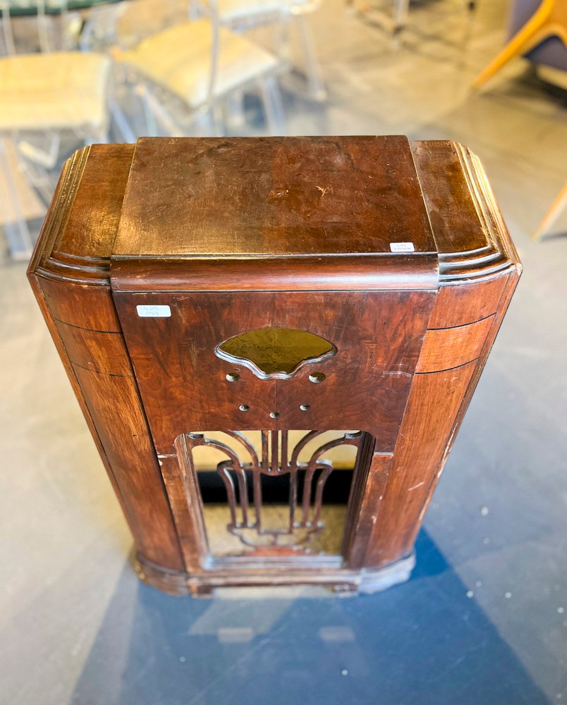 Item 500900 - Image 1