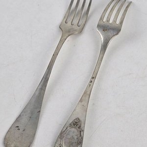 Par de Cuchillos y Tenedores de Plata 800 con Diseño Clásico - imagen 6