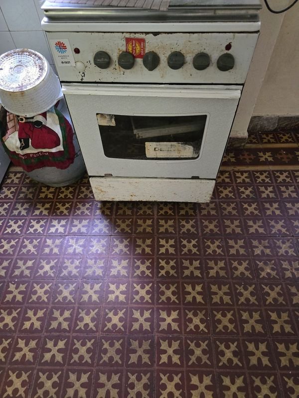 Cocina de Gas y Electricidad Usada - imagen 5