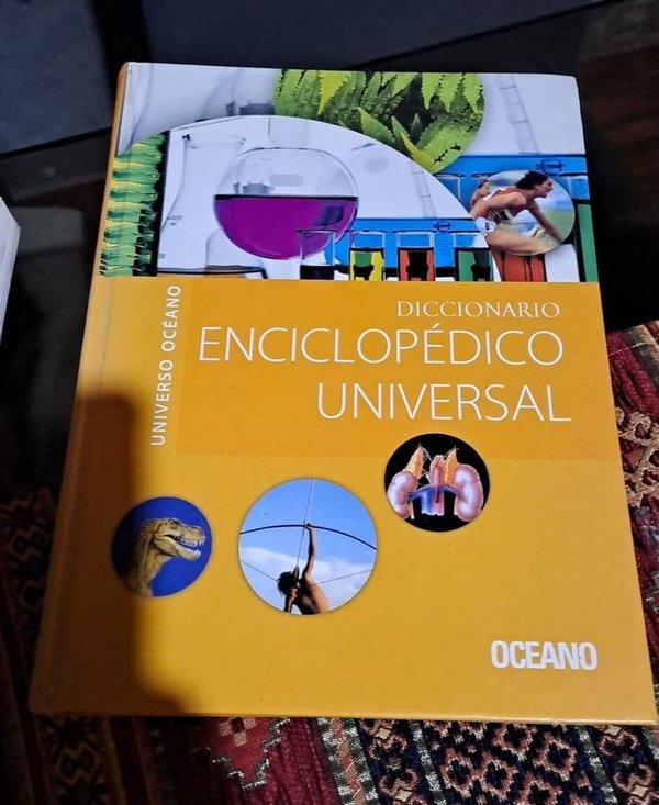 DICCIONARIO ENCICLOPEDICO UNIVERSAL - Libro de Referencia