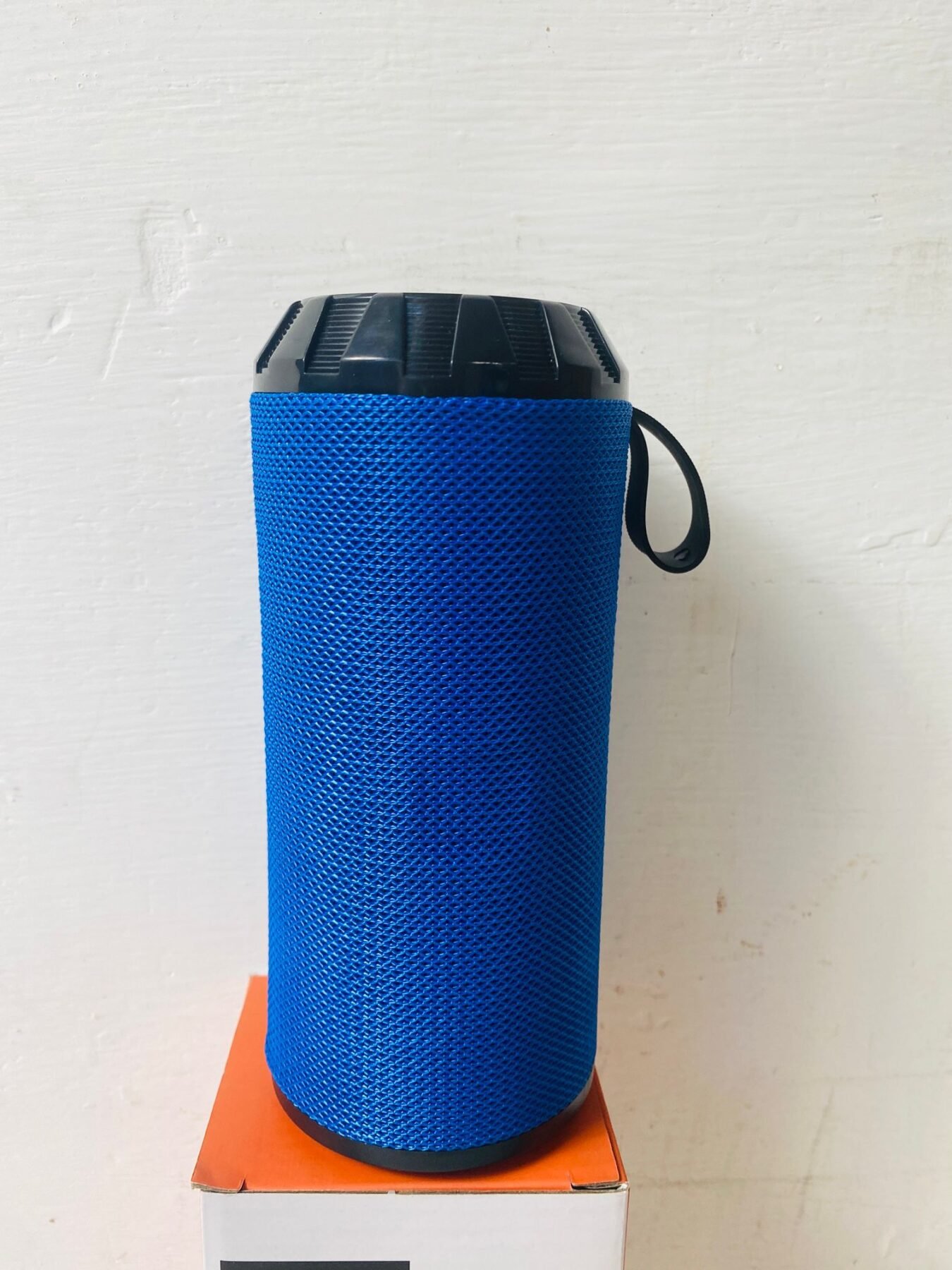 Item parlante-azul-con-cable-cargador - Image 1