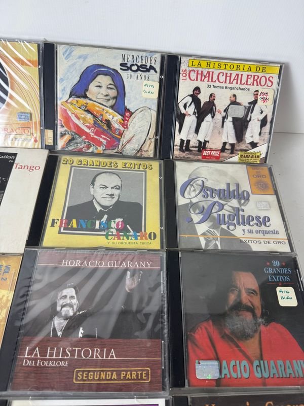 Colección de 42 CDs de Tango, Folclore y Canto Popular Argentino - imagen 4