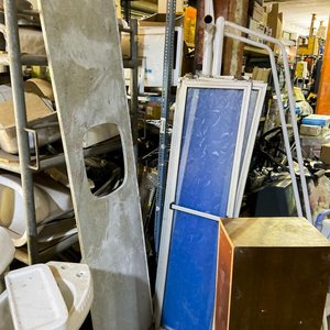 Lote anterior: Mampara de Baño Desarmada Aluminio y Acrílico Azul con Detalle