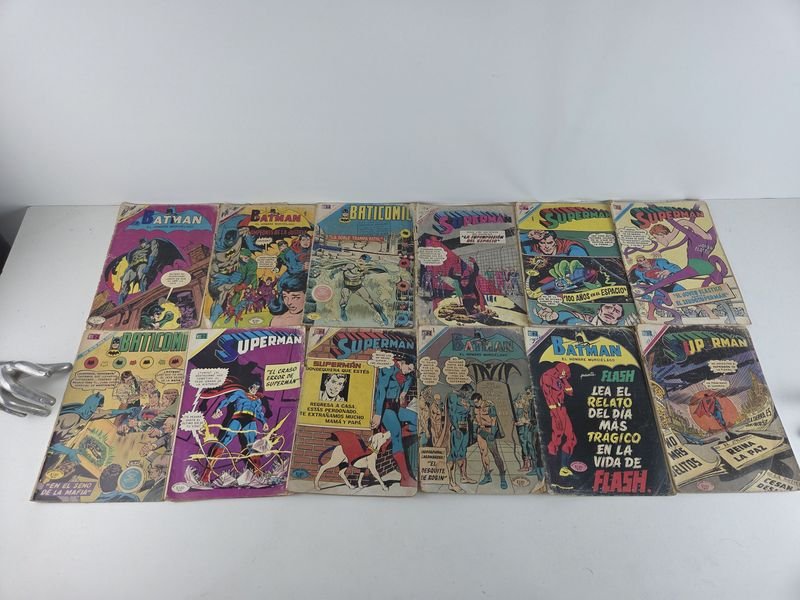 Lote siguiente: Colección de historietas de superhéroes