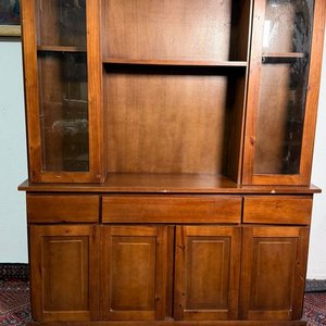 Aparador Moderno de Madera con Puertas y Estantes - imagen 4