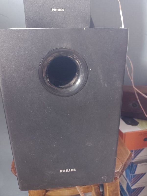 Parlantes Philips en buen estado